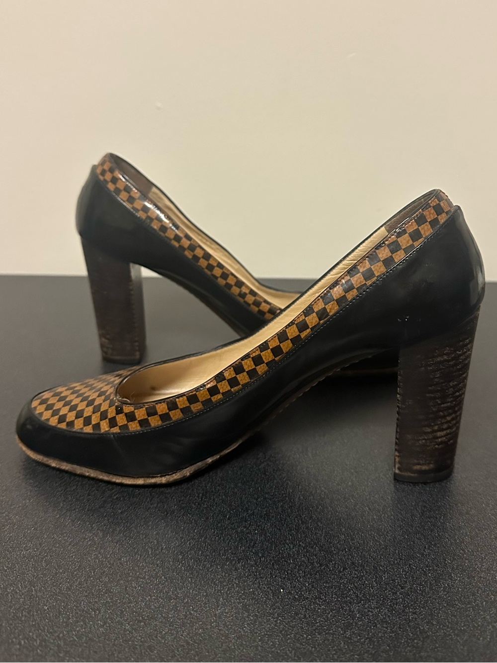 Louis Vuitton Patent Damier Pumps Checkered Logo Heels Size 38.5 8.5 Leather - Picture 7 of 14